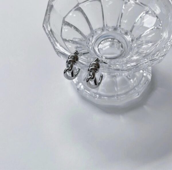 Knot earrings 售完不補🩶