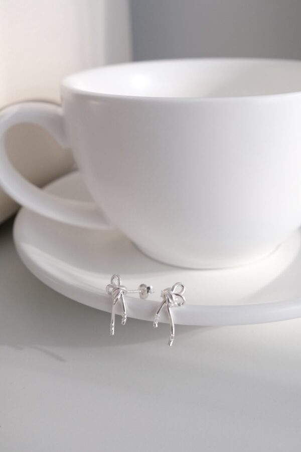 (୨୧) ✧ [925silver] Mini Half-Ribbon Earrings 🎀 (可改耳夾)：圖片 2