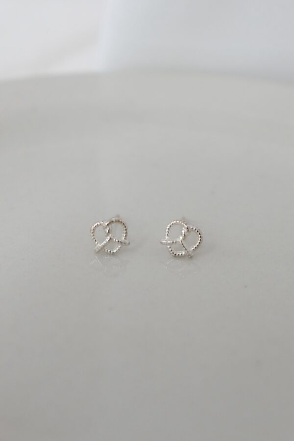🥨 [925silver] Twist pretzel Earrings (可改耳夾)：圖片 10