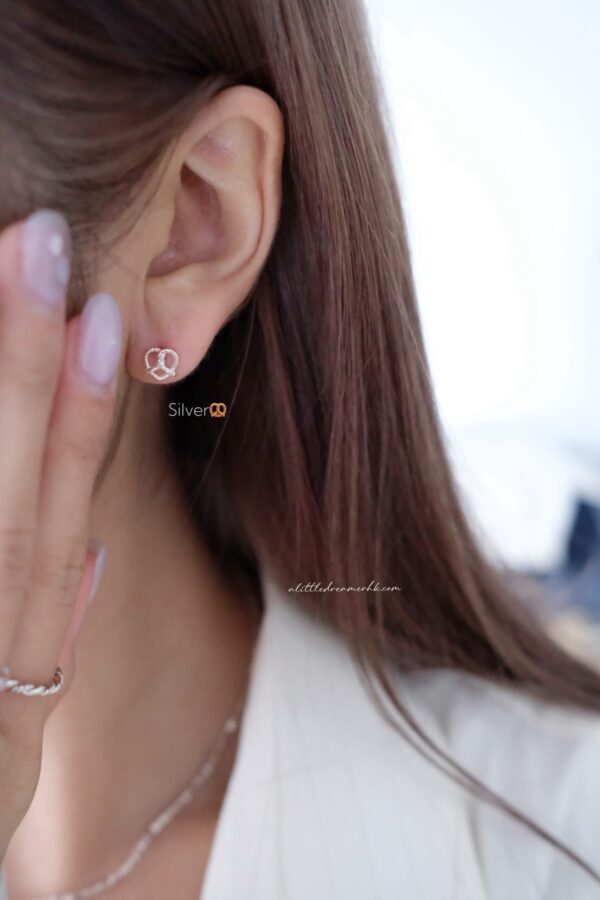 🥨 [925silver] Twist pretzel Earrings (可改耳夾)：圖片 3