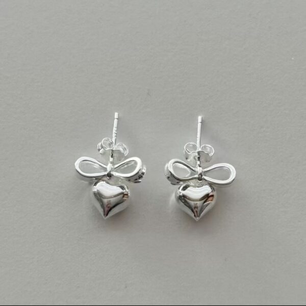 𝐏𝐫𝐞-𝐨𝐫𝐝𝐞𝐫 [925silver] Ribbon bows heart earrings 💝