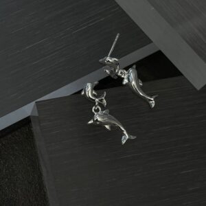 🐬𝐏𝐫𝐞-𝐨𝐫𝐝𝐞𝐫[925silver] dolphin lover’s earrings